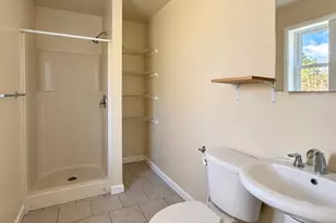 105-107 E Cold Spring Rd, Monticello, NY 12701 - Photo 20