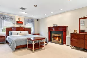 39 Orchard Ct, Woodbury, NY 11797 - Photo 24