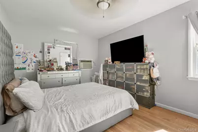 35 Charles Street, New Rochelle, NY 10801 - Photo 12