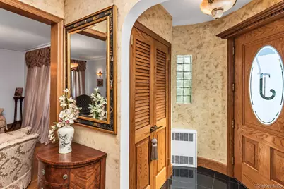 248 148th Street, Whitestone, NY 11357 - Photo 4