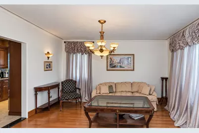 248 148th Street, Whitestone, NY 11357 - Photo 8