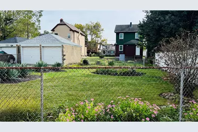 5949 58th Road, Maspeth, NY 11378 - Photo 12