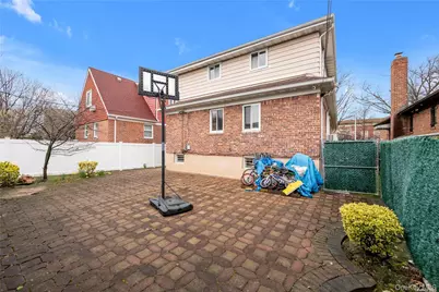 65-24 Ellwell Crescent, Rego Park, NY 11374 - Photo 26