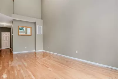 218 Kettles Lane, Medford, NY 11763 - Photo 6