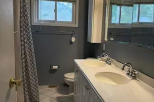 46 Alexander Dr, Syosset, NY 11791 - Photo 8