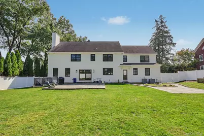 333 Lyncroft Road, New Rochelle, NY 10804 - Photo 40
