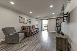 337 Mariners Way, Copiague, NY 11726 - Photo 6