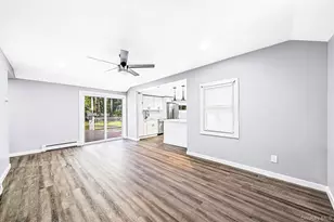 4 Oak Ln, Coram, NY 11727 - Photo 6