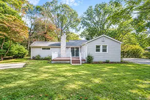 4 Oak Ln, Coram, NY 11727 - Photo 24