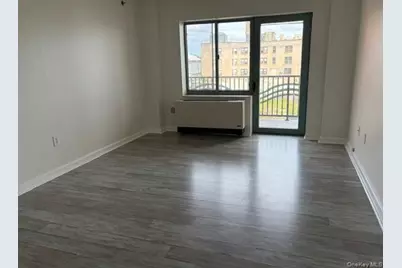 136 Beach 117th Street #21, Rockaway Park, NY 11694 - Photo 4