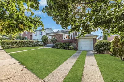 5310 Overbrook Street, Douglaston, NY 11362 - Photo 4