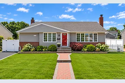 77 Vassar Lane, Hicksville, NY 11801 - Photo 1