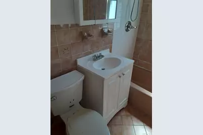276 Revere Ave, Bronx, NY 10465 - Photo 4