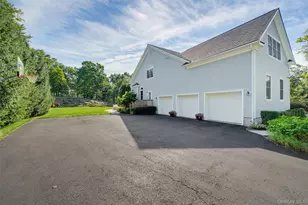 49 Ridgemont Dr, Hopewell Junction, NY 12533 - Photo 46