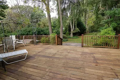 101 N Country Road, Shoreham, NY 11786 - Photo 22