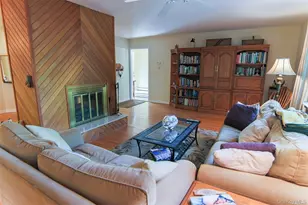 101 N Country Rd, Shoreham, NY 11786 - Photo 8