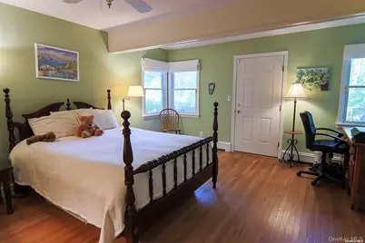 101 N Country Road, Shoreham, NY 11786 - Photo 16