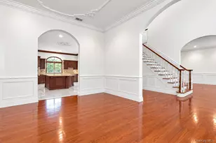 65 Threepence Dr, Melville, NY 11747 - Photo 8