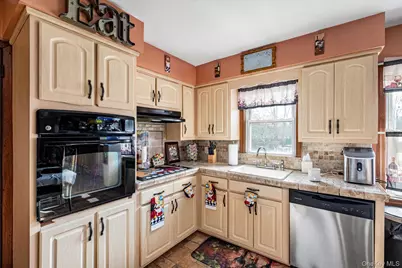 270 Old Commack Road, Kings Park, NY 11754 - Photo 14