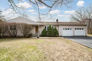 270 Old Commack Rd, Kings Park, NY 11754 - Photo 2