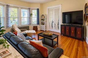 13 Fostoria St, Highland Falls, NY 10928 - Photo 4