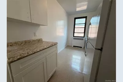 23 Schenck Avenue #3Af, Great Neck, NY 11021 - Photo 10