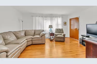 2839 Zulette Avenue, Bronx, NY 10461 - Photo 2