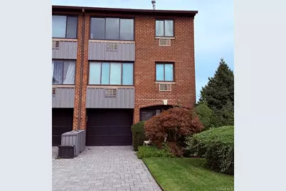15419 Riverside Drive #24B, Whitestone, NY 11357 - Photo 2