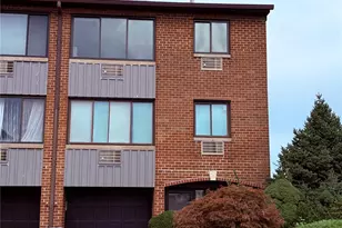 15419 Riverside Dr, Whitestone, NY 11357 - Photo 2