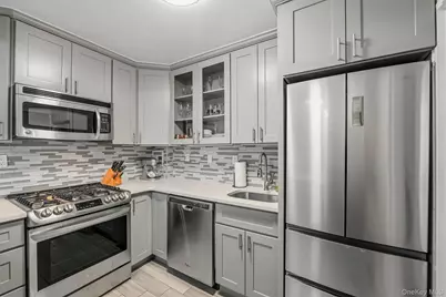 14 Westview Avenue #201, Tuckahoe, NY 10707 - Photo 10