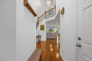 37 Hudson Watch Dr, Ossining, NY 10562 - Photo 4