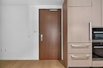 13327 39th Avenue #9F, Flushing, NY 11354 - Photo 6