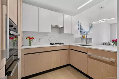 13327 39th Avenue #9F, Flushing, NY 11354 - Photo 10
