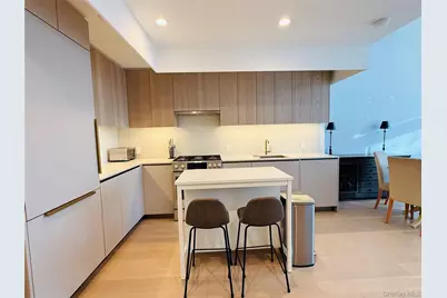 3 Court Square #533, Long Island City, NY 11101 - Photo 2
