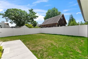 51 Willis Ave, Syosset, NY 11791 - Photo 44