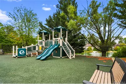 170 Thomas Lane, East Setauket, NY 11733 - Photo 38