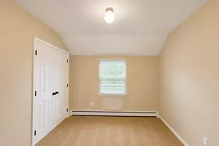 2357 Demeyer St, Bronx, NY 10469 - Photo 16