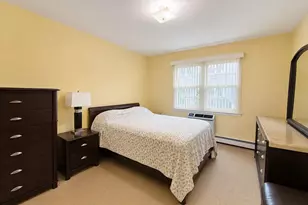 2357 Demeyer St, Bronx, NY 10469 - Photo 34