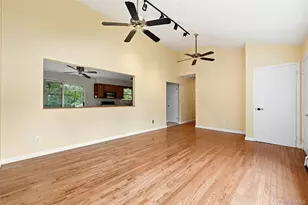 21 Lisa Ct, Shirley, NY 11967 - Photo 6