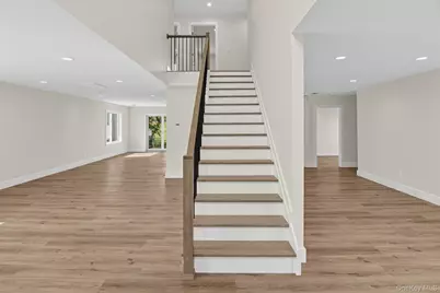 2337 Westley Road, Westbury, NY 11590 - Photo 12