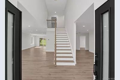 2337 Westley Road, Westbury, NY 11590 - Photo 10