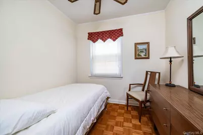 144-17 77th Avenue, Kew Gardens, NY 11367 - Photo 16