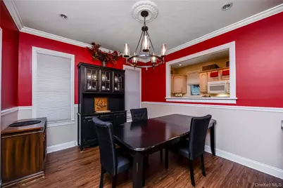 10 York Place, Williston Park, NY 11596 - Photo 8