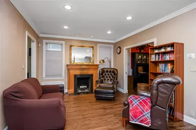 10 York Place, Williston Park, NY 11596 - Photo 4