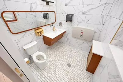 1193 Liberty Avenue, Brooklyn, NY 11208 - Photo 38