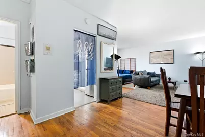 71-11 Yellowstone Boulevard #4M, Forest Hills, NY 11375 - Photo 14