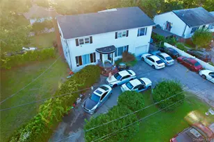 60 Knapp Rd, Mastic Beach, NY 11951 - Photo 4