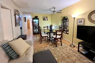 68-09 242nd St, Little Neck, NY 11362 - Photo 10
