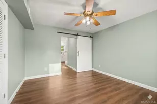 23 Blueberry Ln, Patchogue, NY 11772 - Photo 12