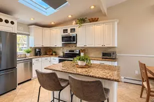 271 Twin Ln E, Wantagh, NY 11793 - Photo 8